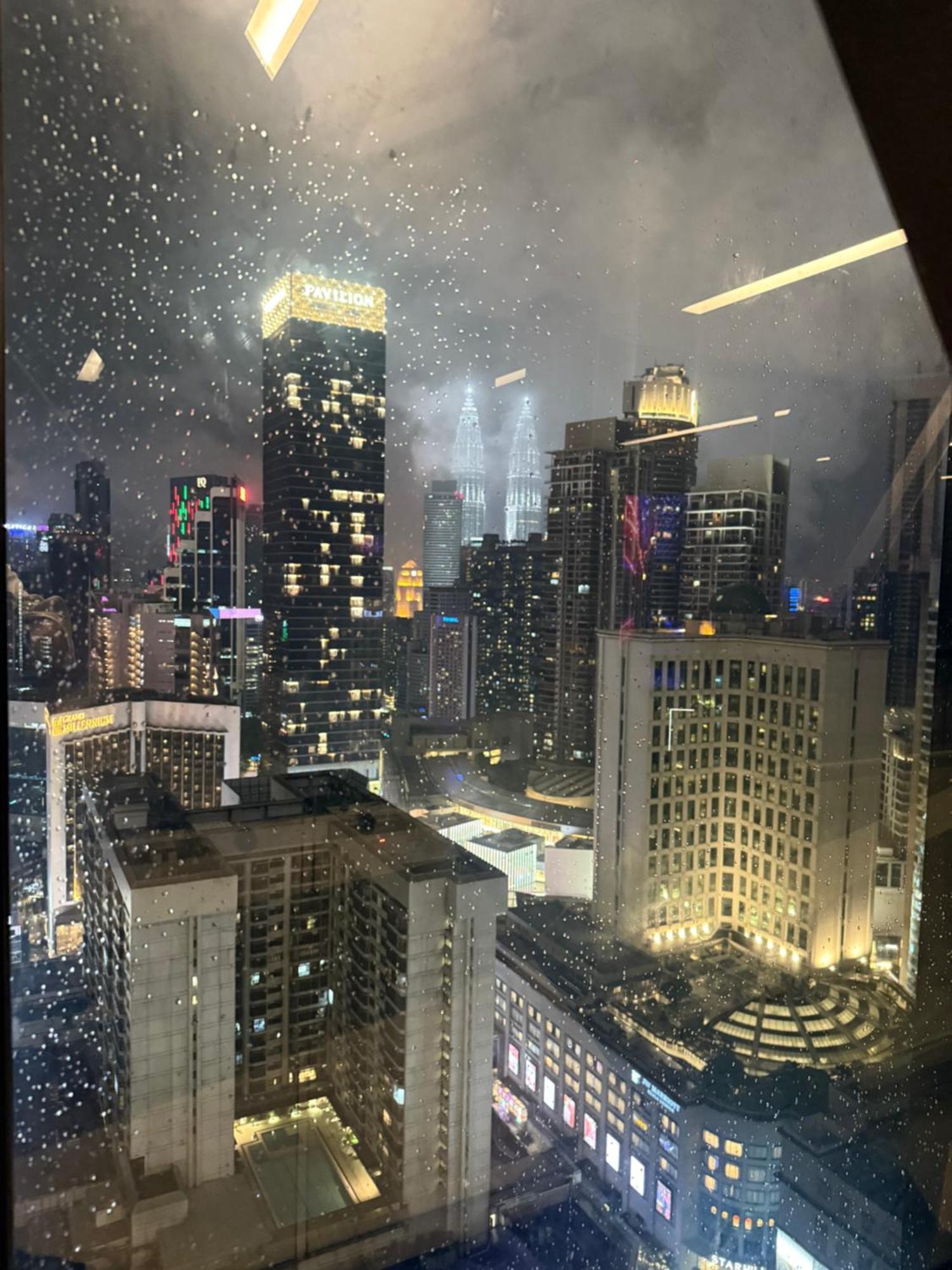 Maxx Royal Axon Bukit Bintang Apartment Kuala Lumpur Luaran gambar